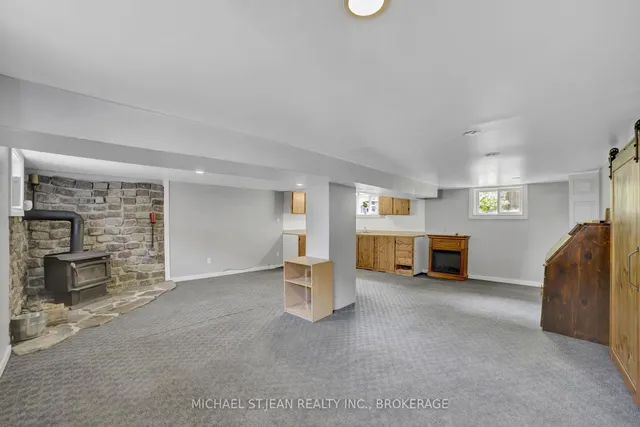 Additional image 23 of 47 Worsley Rd