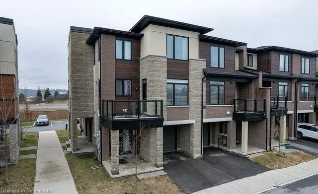 Additional image 14 of 590 North Service Rd