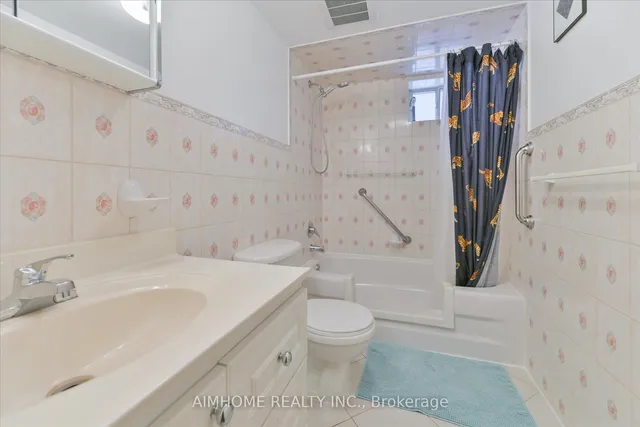 Additional image 25 of 382 Blackthorn Ave