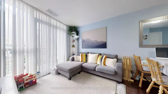 Additional image 14 of 135 Village Green Sq Unit 219