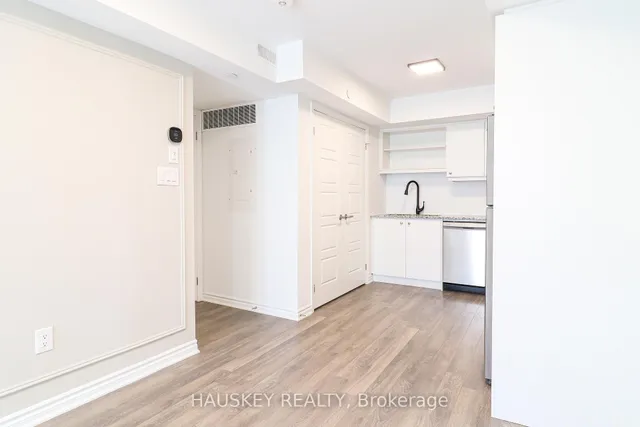 Additional image 8 of 2791 Eglinton Ave Unit 504