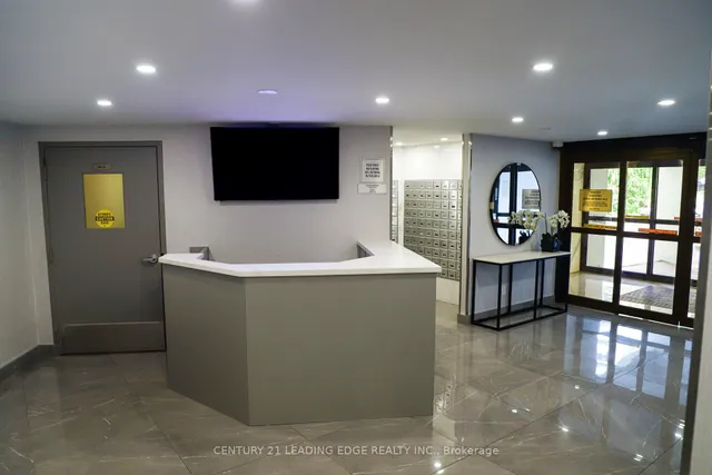 Additional image 7 of 10 Edgecliff Gfwy Unit 617