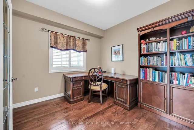 Additional image 5 of 7 Kathleen Crt