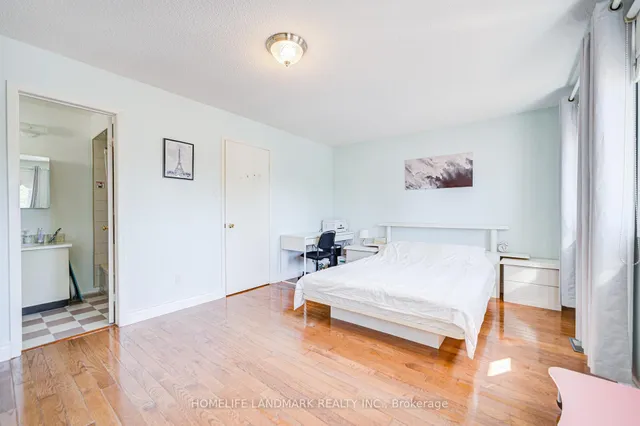 Additional image 25 of 177 Roxanne Cres