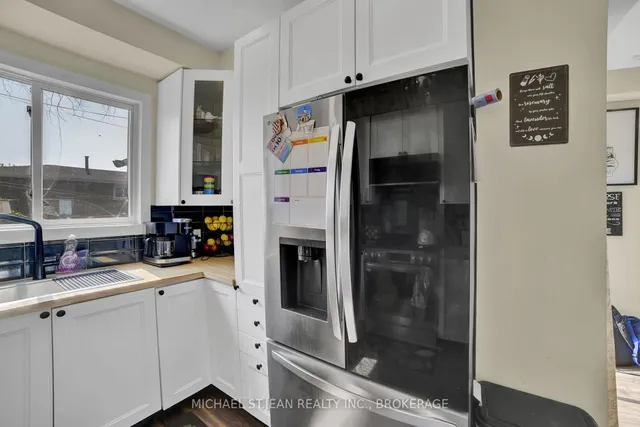 Additional image 18 of 6 Frederick Ave