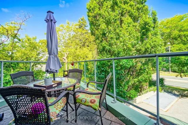 Additional image 21 of 1 Watergarden Way Unit 201