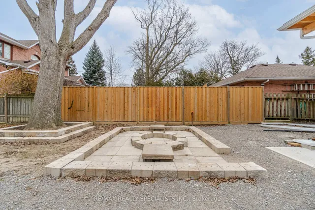 Additional image 23 of 9 Frances Ave