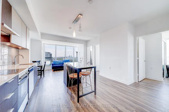 Additional image 3 of 203 College St Unit 2004