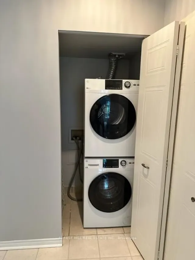 Additional image 4 of 11 Thorncliffe Pk Dr Unit 103