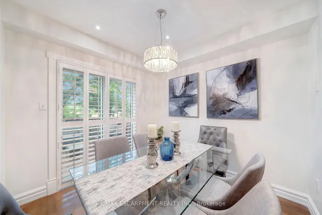 Additional image 10 of 800 PARAMOUNT Dr Unit 28