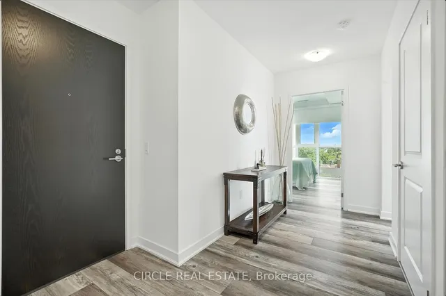 Additional image 5 of 2007 James St Unit 603