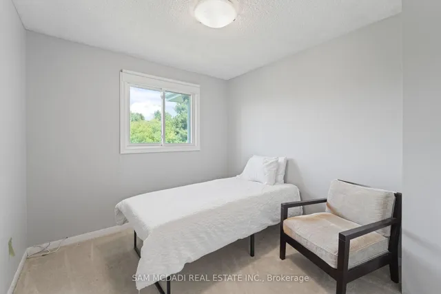 Additional image 39 of 138 Elgin Dr