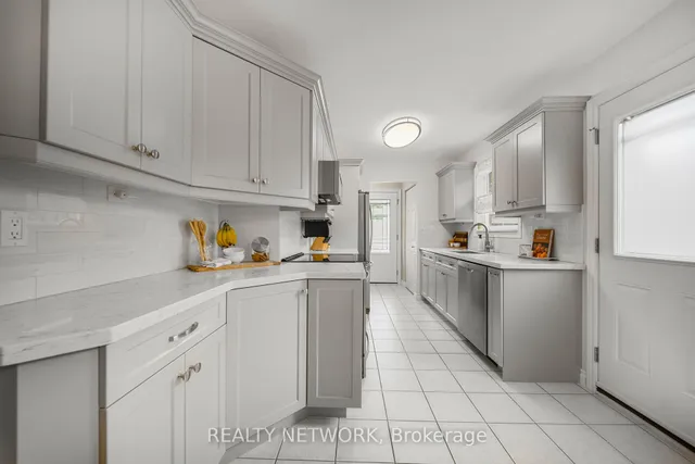 Additional image 8 of 320 East 24th St