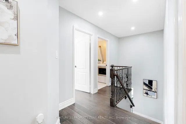 Additional image 16 of 185 Brisdale Dr