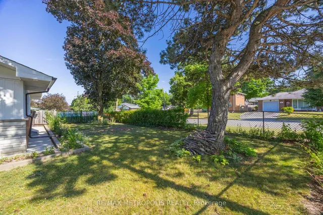 Additional image 37 of 70 Sunderland Cres