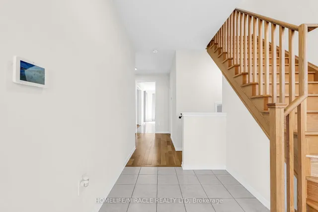 Additional image 7 of 23 Royal Coachman Way