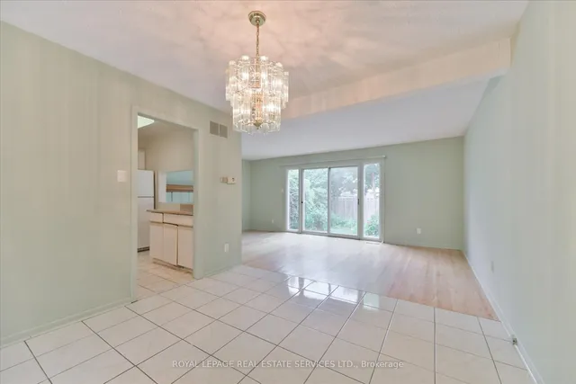 Additional image 6 of 1395 Royal York Rd Unit 33