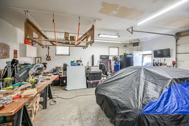 Additional image 34 of 533 Cochrane Rd