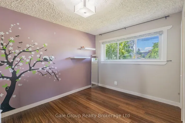 Additional image 26 of 15 Kelvin Crt