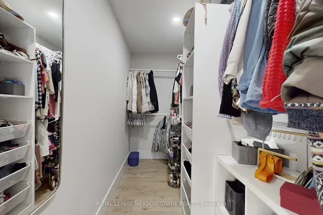 Additional image 28 of 365 Celtic Dr