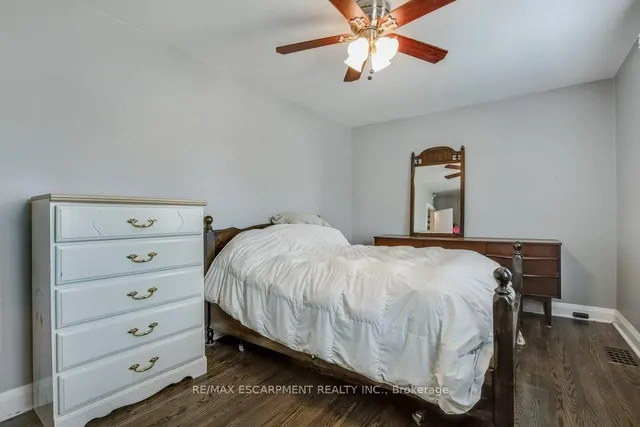 Additional image 9 of 50 Mountain Ave