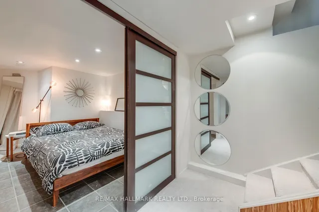 Additional image 18 of 53 Lansdowne Ave