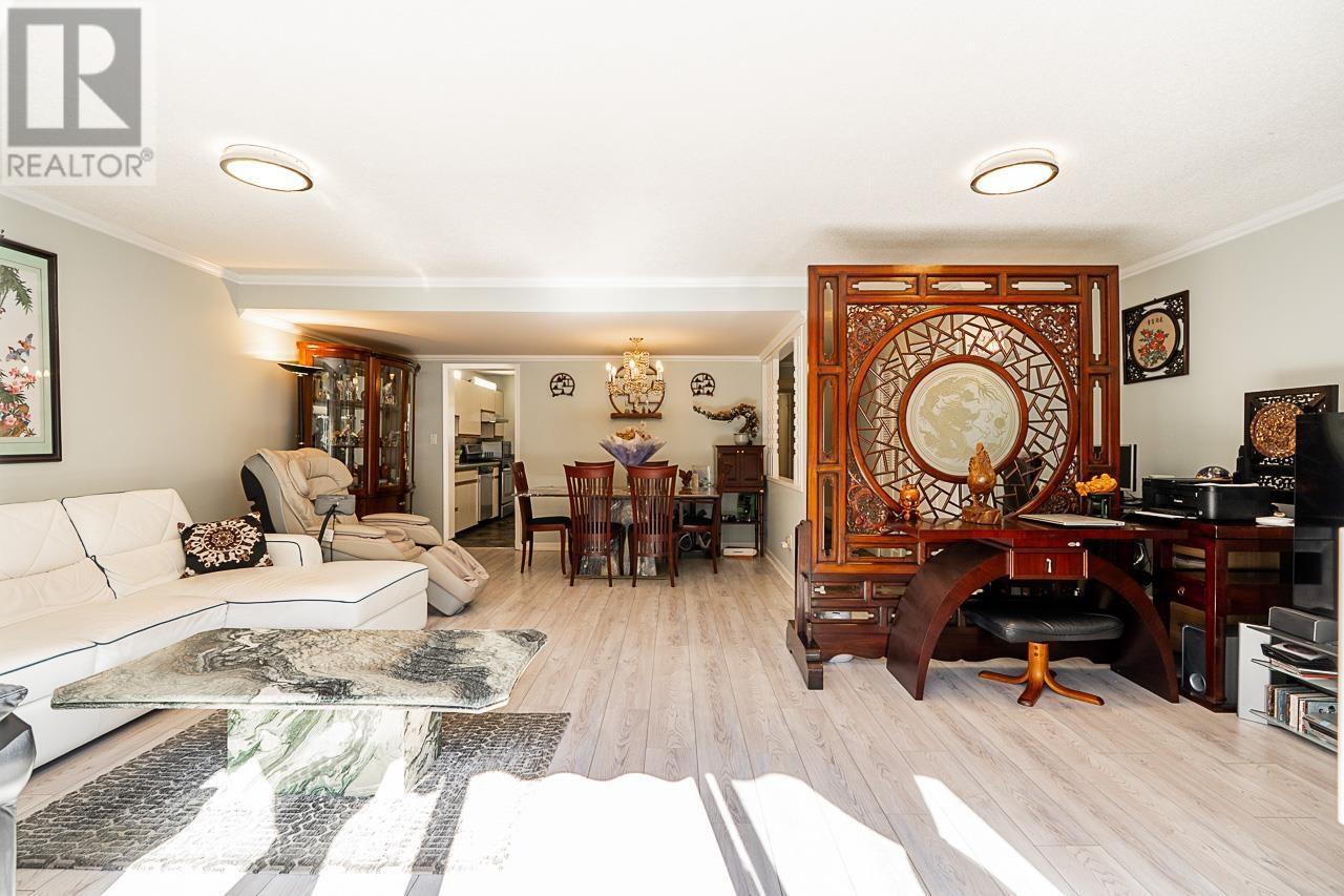 81 8111 SAUNDERS ROAD|Richmond, British Columbia V7A4L9