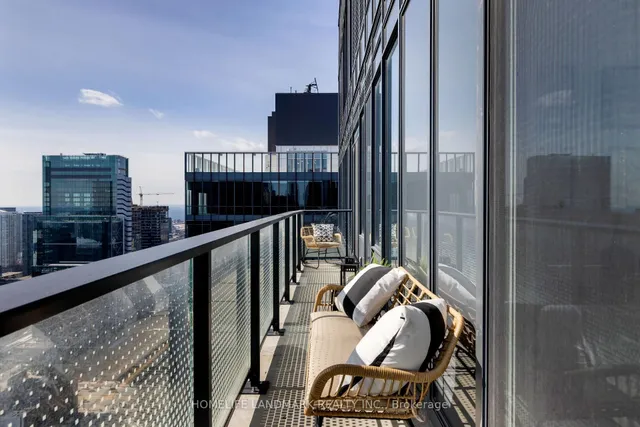 Additional image 19 of 115 Blue Jays Way Unit PH5001