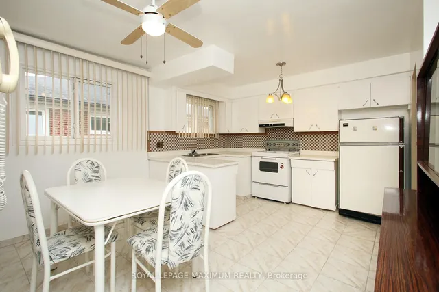 Additional image 10 of 159 Spenvalley Dr