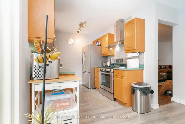 Additional image 14 of 6 Lauderdale Rd