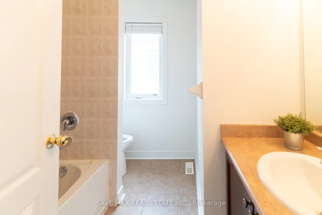 Additional image 34 of 133 Weston Dr