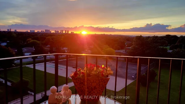 Additional image 41 of 1333 Bloor St Unit 708