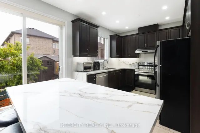 Additional image 20 of 20 Vanderpool Cres