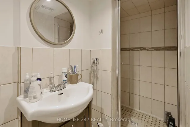 Additional image 45 of 25 Jeremiah Lane