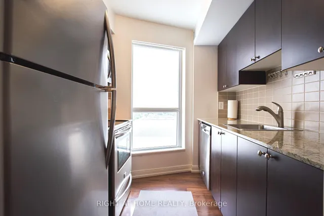 Additional image 5 of 151 Village Green Sq Unit 908