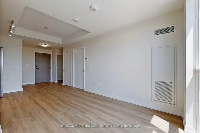 Additional image 9 of 2300 St Clair Ave Unit 807