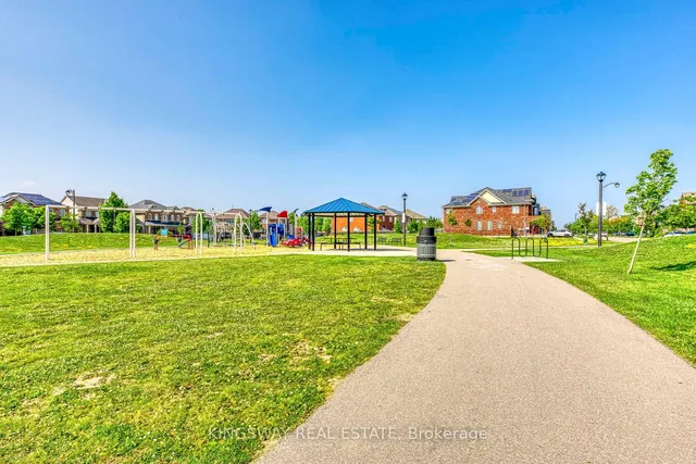 Additional image 5 of 423 Cedric Terr