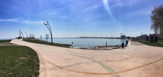 Additional image 31 of 370 Martha St Unit 802