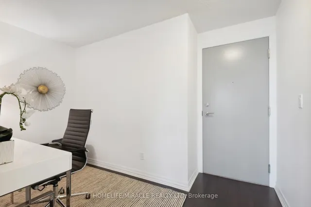 Additional image 32 of 80 Esther Lorrie Dr Unit 607