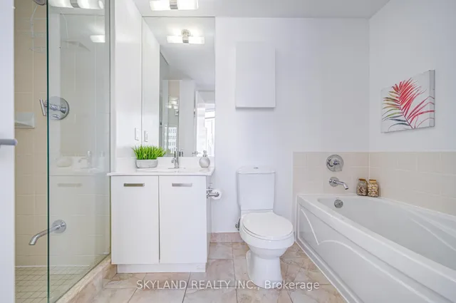 Additional image 17 of 832 Bay St Unit 805