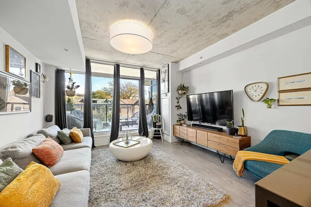 Additional image 6 of 109 Ossington Ave Unit 216