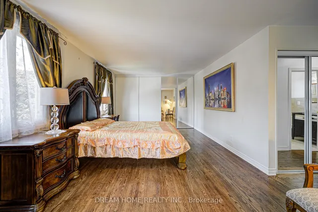 Additional image 29 of 811 Huntingwood Dr