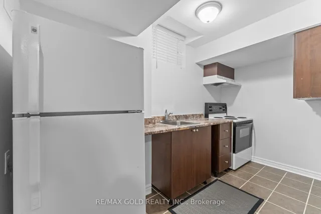 Additional image 20 of 52 Vanderpool Cres