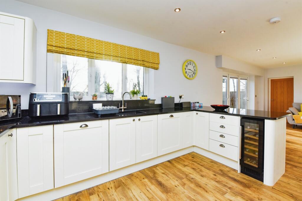 Additional image 21 of Thomas Bunn Close, Frome