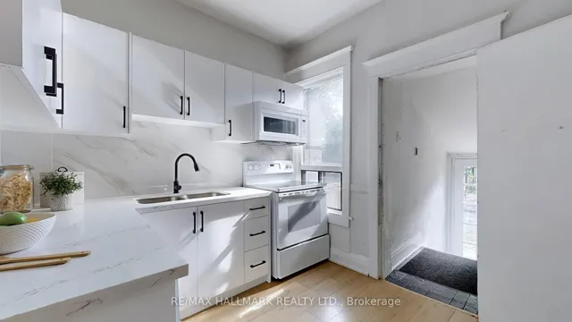 Additional image 3 of 28 Caroline Ave