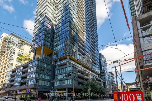 Additional image 35 of 8 Charlotte St Unit 3104