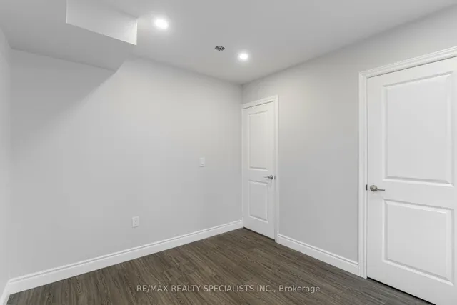 Additional image 12 of 9 Frances Ave