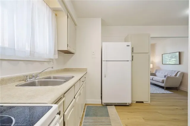 Additional image 19 of 161 Homewood Ave