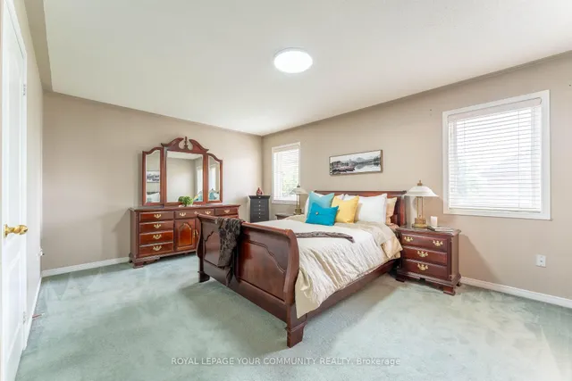 Additional image 22 of 57 Mainard Cres