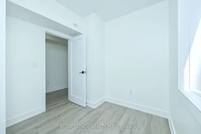 Additional image 30 of 23 Pauline Ave